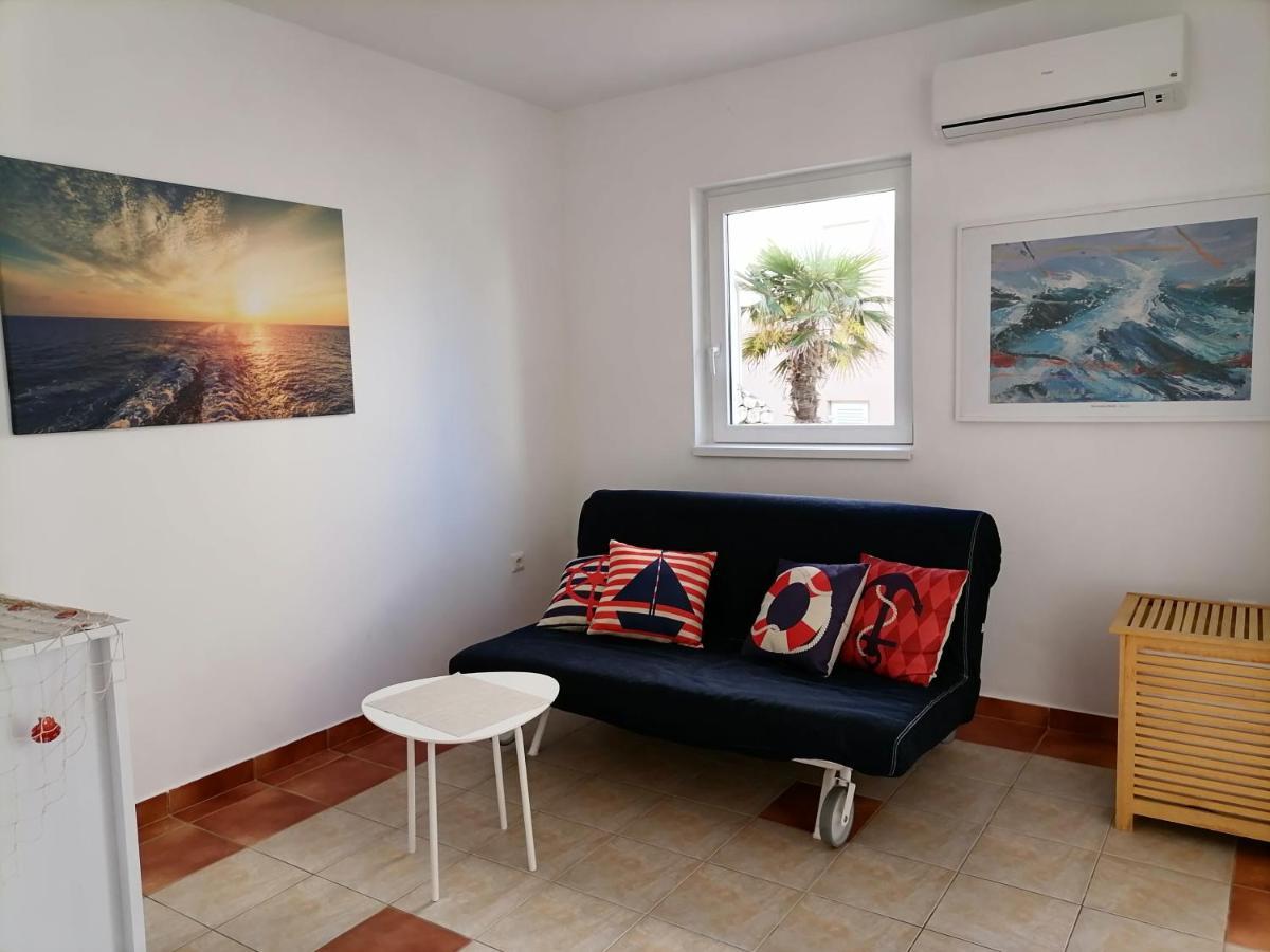 Apartment Nano-Maris Novalja Exteriér fotografie